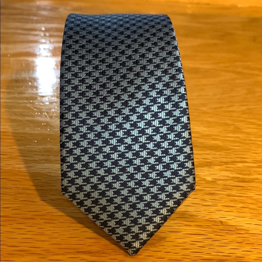 Biba Black and Gray Houndstooth Tie